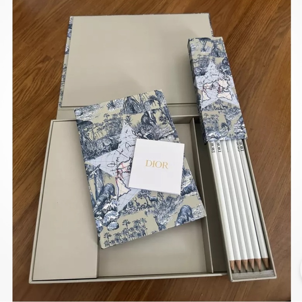 Christian Dior Platinum Office Set